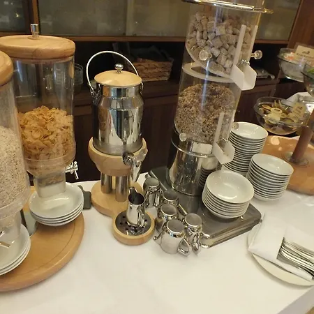 アハカレン クローネ 3*