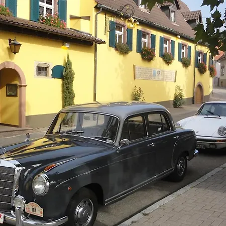 アハカレン クローネ 3* Achkarren