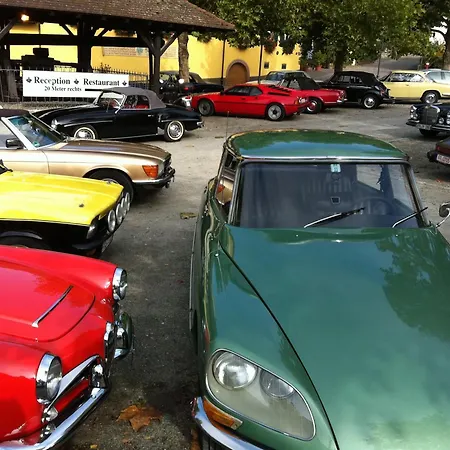 アハカレン クローネ ホテル 3*